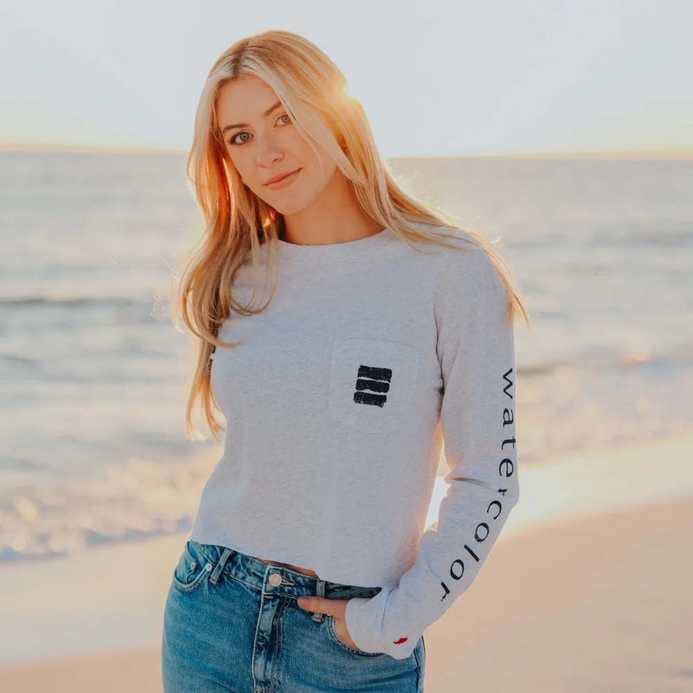 Women's Gray Long Sleeve Tee